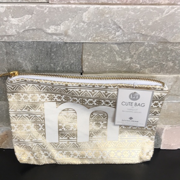 🎁 🛍3/$30🛍  Levtex Monogram Zip Pouch - Metallic - Picture 2 of 7